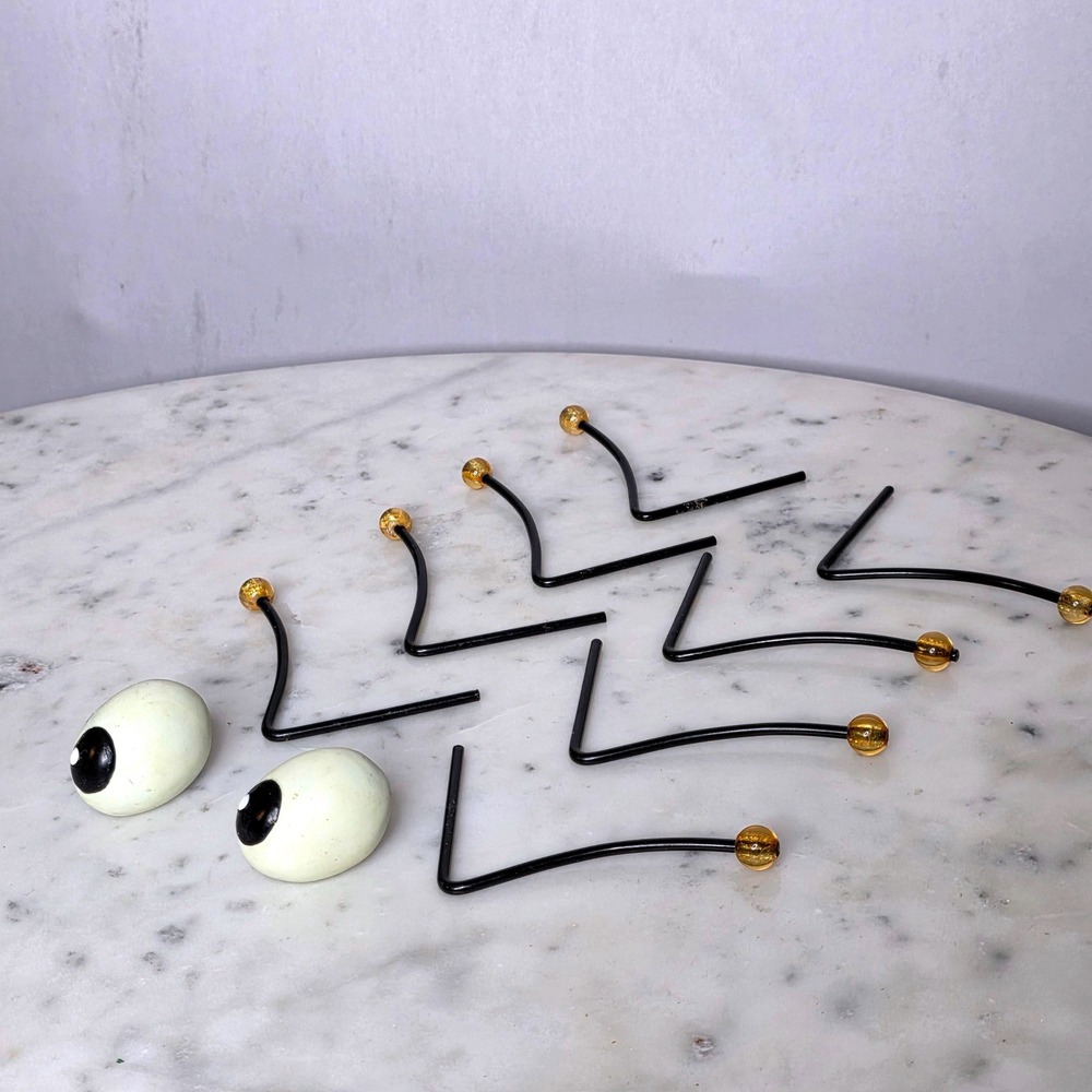 Vtg Style Halloween Pumpkin Spider Decorating Kit Metal Leg Glass Bead Feet Eyes